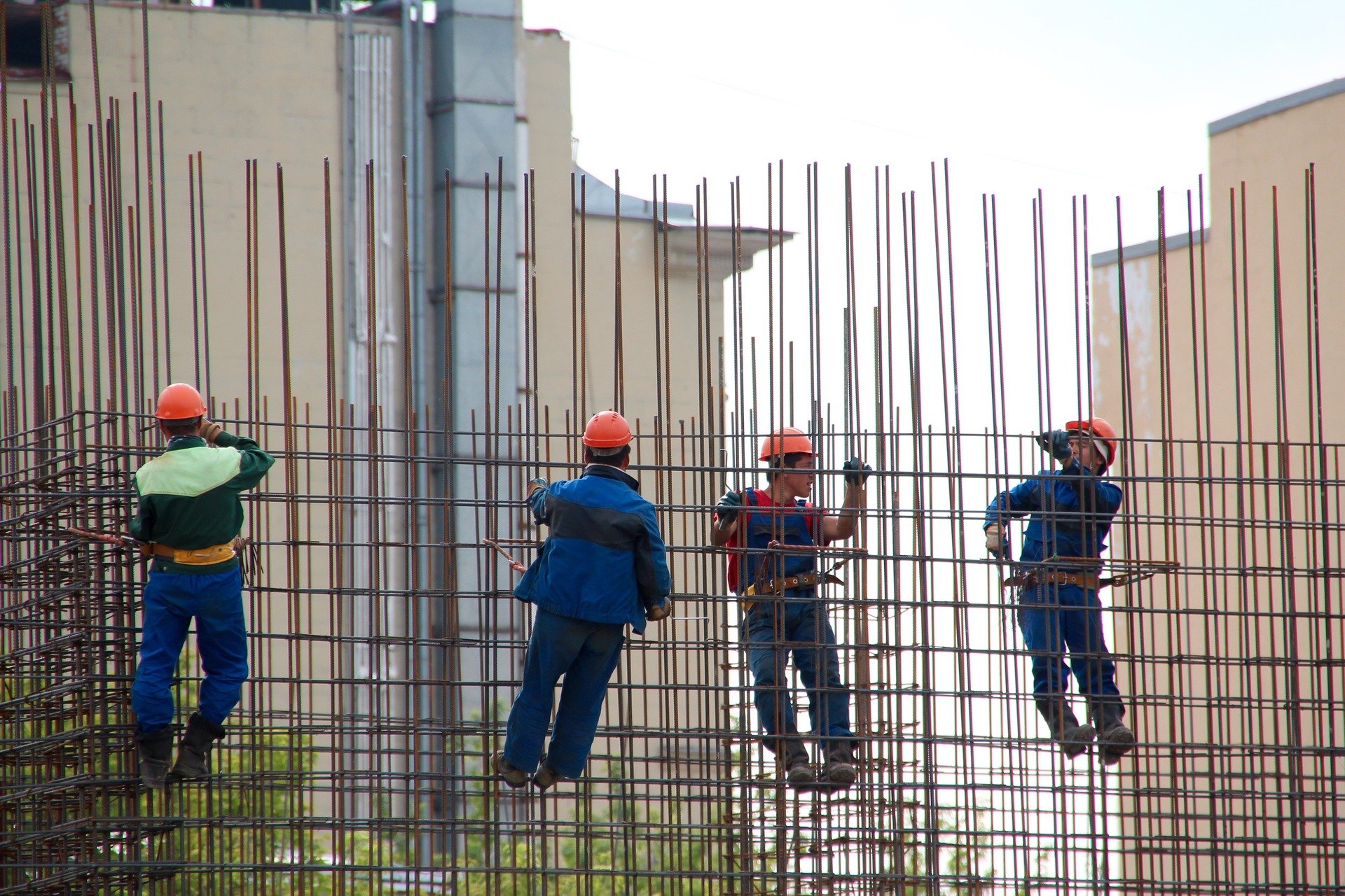 steel-workers-g01b6ba35f_1920